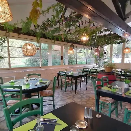 Le Botaniste Hotel